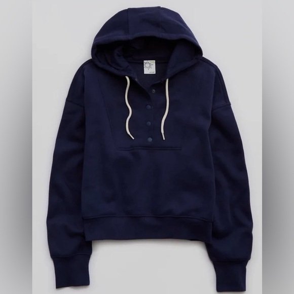 aerie Tops - OFFLINE By Aerie Cloud
Fleece Snap
Front Hoodie